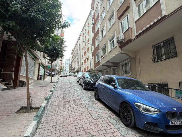 BAHÇELIEVLER SIYAVUŞPAŞADA YARIRIMLIK SATILIK 1.5+1 DAIRE