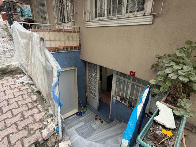 BAHÇELIEVLER SIYAVUŞPAŞADA YARIRIMLIK SATILIK 1.5+1 DAIRE