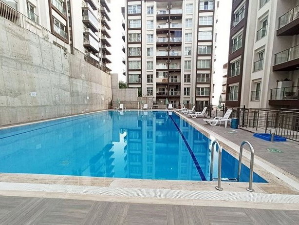YAMANLAR ZERRIN HANIM SITESI ŞEHIR HASTANESINE YAKIN HAVUZLU VE EŞYALI 3+1 KIRALIK DAIRE