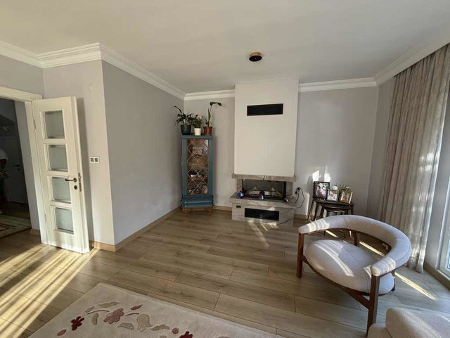 REMAX’DEN KANDIRA ÇARŞI’DA SATILIK MÜSTAKİL 4+1 VİLLA