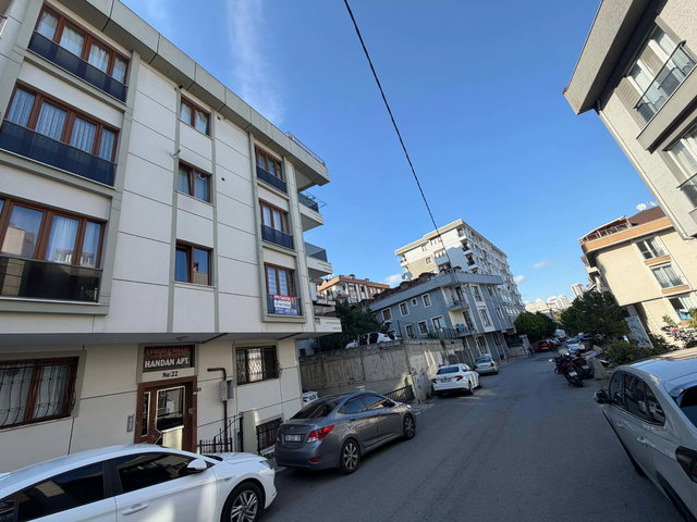ATAŞEHIR ESATPAŞA’DA MERKEZI KONUMDA SATILIK 2+1 DAIRE