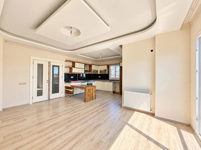 REMAX PALM'DEN BATIKENT MAH.'DE FERAH VE LÜKS SATILIK 3+1 DAİRE