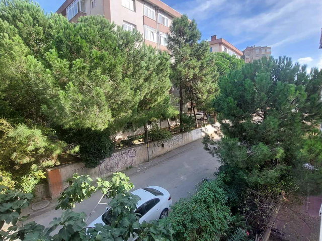 KARTAL UĞUR MUMCU’DA YILDIZ SİTESİ’NDE 3+1 | 130 M² BRÜT | YATIRIMLIK