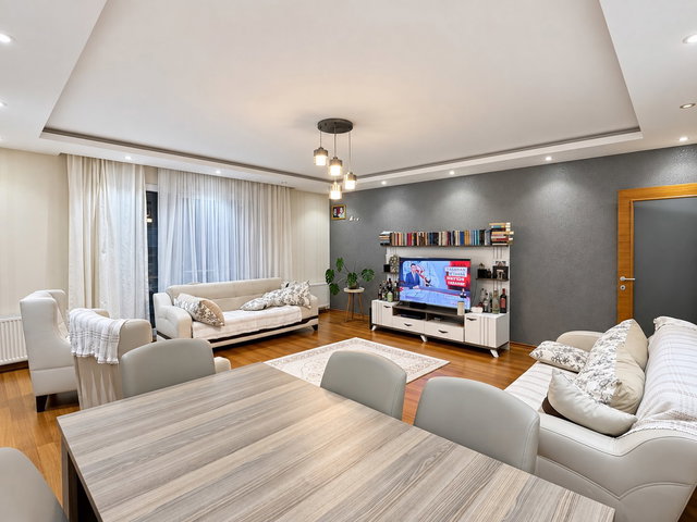 ADNAN KAHVECİ BEYAZ BAHÇE KONAKLARINDA 190 M² 3+1 DUBLEKS