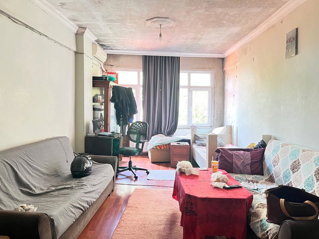 KEÇECİLER CADDESİ’NDE 85 M² SATILIK 2+1 DAİRE
