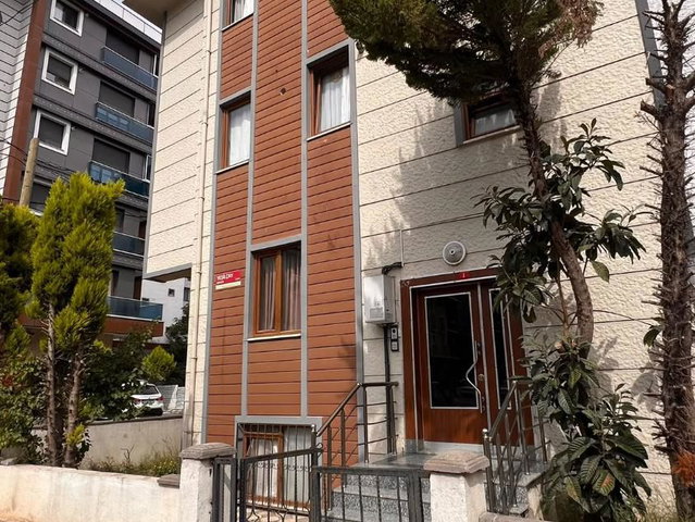 ALTINŞEHİR MAHALLESİ’NDE KİRALIK 1+1 YÜKSEK GİRİŞ