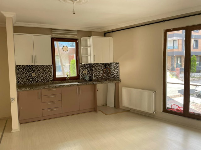 ALTINŞEHİR MAHALLESİ’NDE KİRALIK 1+1 YÜKSEK GİRİŞ