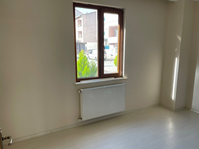ALTINŞEHİR MAHALLESİ’NDE KİRALIK 1+1 YÜKSEK GİRİŞ
