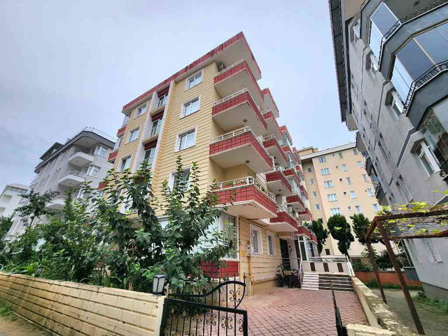 DAMLA GÜR'DEN TRAMVAYA YAKIN KREDİYE UYGUN SATILIK 3+1 DAİRE