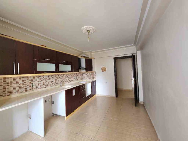 DAMLA GÜR'DEN TRAMVAYA YAKIN KREDİYE UYGUN SATILIK 3+1 DAİRE