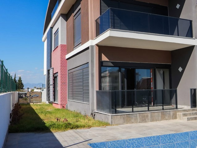 DÖŞEMEALTI/ALTIN KALE'DE LÜX 4+1 SATILIK VİLLA