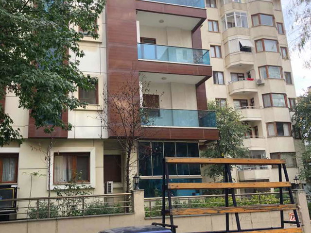EĞITIM MAHALLESINDE MINÜBÜSE 2. PARALELDE 2+1 KIRALIK