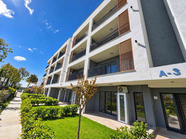 BÜYÜKÇEKMECE AİLE SİTESİNDE SATILIK SIFIR 2+1 DAİRE