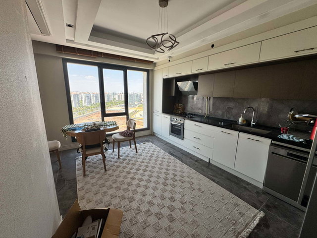 KARAKUŞ PARMADA 2+1 URFA BULVARINDA YATIRIMLIK SATILIK DAİRE