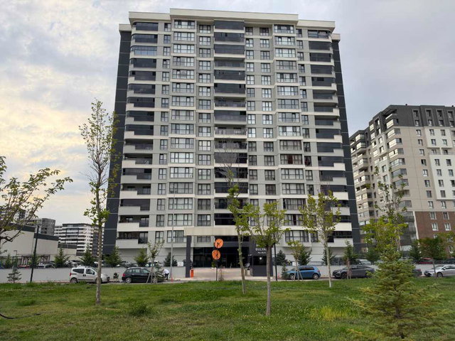 HOTKİ BULVARDA GÜNEY DOĞU CEPHE ARAKAT 154M2 4+1 EKTRALI FIRSAT