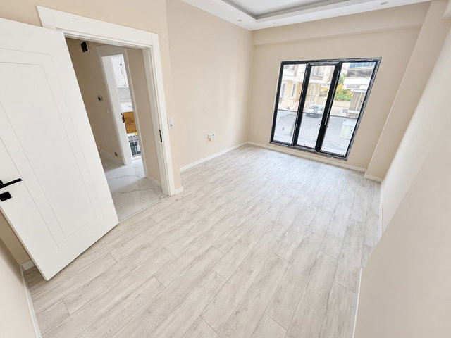 REMAX YAZ DAN MALTEPE MAH. ÖZEL OKULLAR BÖLGESİNDE SIFIR 2+1 | 2 BANYO | BALKON | KAPALI OTOPARK