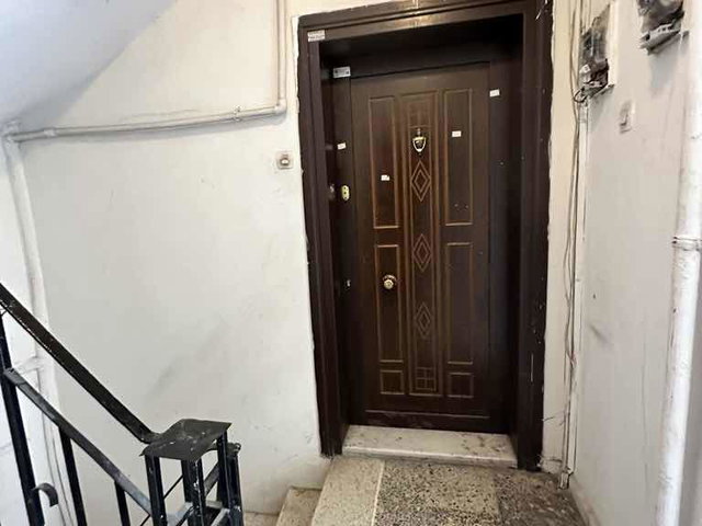 BAHÇELİEVLER’DE GİRİŞ KAT 2+1 NET 82 M2 BALKONLU KREDİYE UYGUN