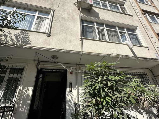 BAHÇELİEVLER’DE GİRİŞ KAT 2+1 NET 82 M2 BALKONLU KREDİYE UYGUN