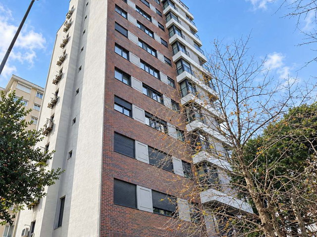 ERENKÖY ÖMERPAŞA'DA KÖŞE KONUM   120 M2 SATILIK 3+1 DAİRE