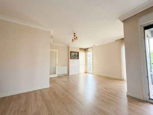 ERENKÖY ÖMERPAŞA'DA KÖŞE KONUM   120 M2 SATILIK 3+1 DAİRE