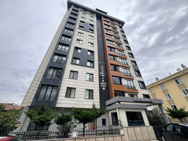 KÜÇÜKÇEKMECE CUMHURİYET MAH’DE 11. KAT | 3+1 | GÜNEY-DOĞU CEPHE | BALKONLU