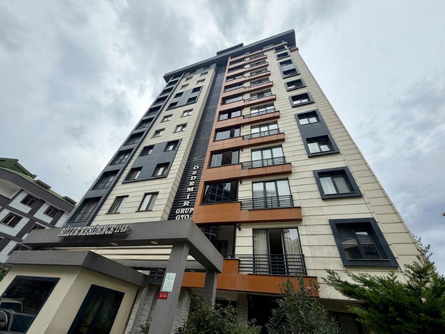 KÜÇÜKÇEKMECE CUMHURİYET MAH’DE 11. KAT | 3+1 | GÜNEY-DOĞU CEPHE | BALKONLU