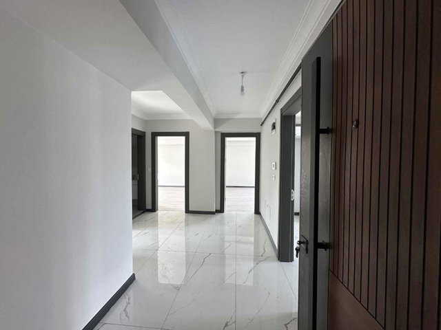 KARTEPE ERTUĞRULGAZİ DE GENİŞ 3+1 ARAKAT DAİRE