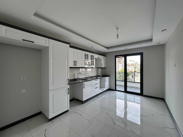 KARTEPE ERTUĞRULGAZİ DE GENİŞ 3+1 ARAKAT DAİRE
