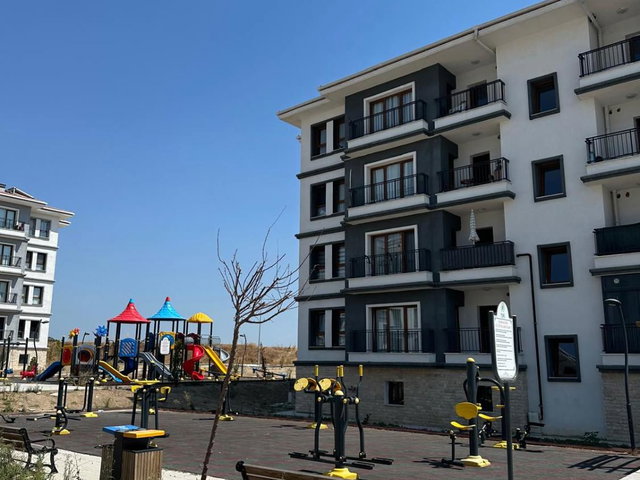 ZAFER TOKİ 2. ETAP BORÇ DEVİRLİ 2+1 SATILIK SIFIR DAİRE