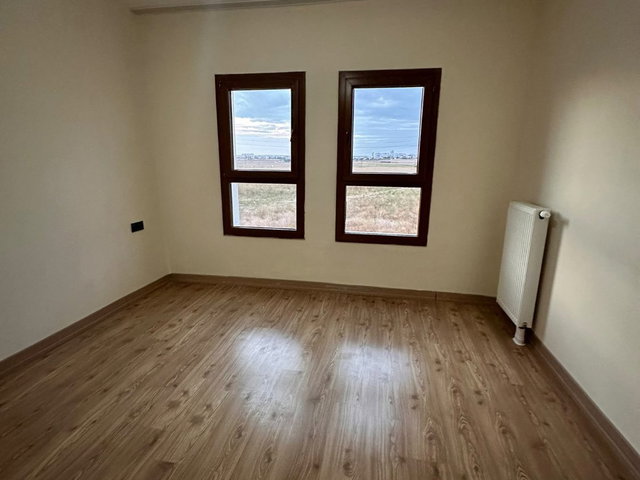 ZAFER TOKİ 2. ETAP BORÇ DEVİRLİ 2+1 SATILIK SIFIR DAİRE