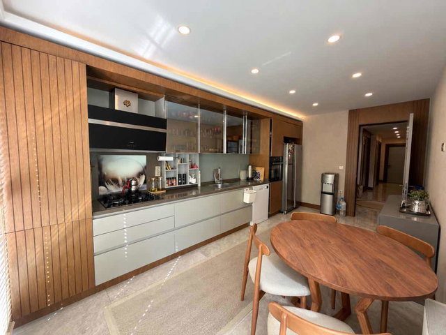 DORA PARK 6’DA 4+1 165 M² NET SATILIK DAIRE