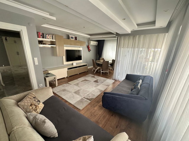 ESENEVLER'DE SIFIR YENİLENMİŞ 3 BALKONLU 3+1 SATILIK DAİRE