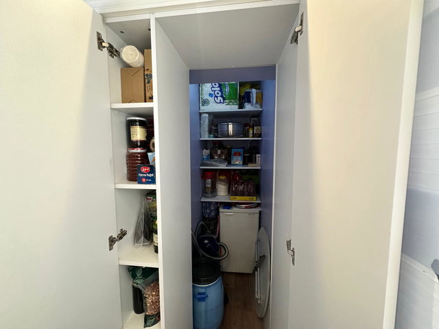 ESENEVLER'DE SIFIR YENİLENMİŞ 3 BALKONLU 3+1 SATILIK DAİRE