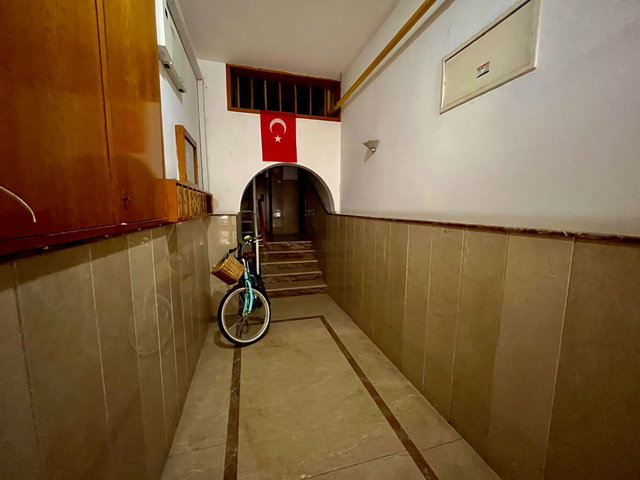 BOSTANLI’DA MERKEZİ KONUMDA 3+1 KİRALIK DAİRE