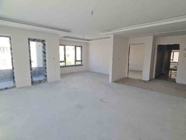 ÇANKAYA UĞUR MUMCU CADDE ÜZERİNDE SATILIK 4+1 SIFIR DAİRE
