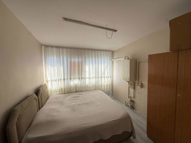 REMAX MODEL DEN DENIZLI LİSESİNE YAKIN 1+1 KİRALIK APART