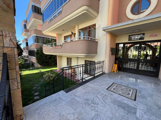 TOYGAR MAH. GAMZEPINAR SİTESİ’NDE 3+1 | 125 M² NET | 4. KAT | 3 CEPHE