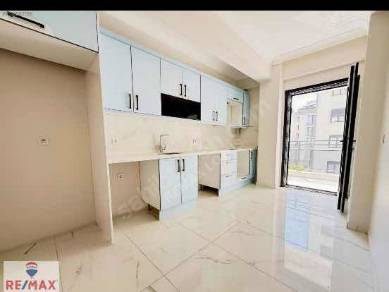 REMAX LOTUS KADER HIZLIDAN ESENTEPE MAH DE SATILIK 2+1 DAİRE