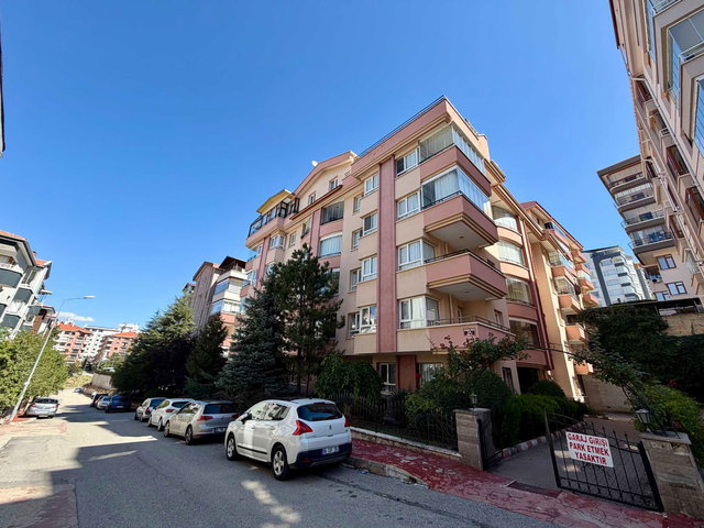DİKMEN CADDESİ YAKINI 3+1 SATILIK DAİRE