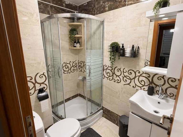 ESENYURT ŞEHİTLER MAH. YÜKSEK GİRİŞ 2+1 YENİ BİNA SATILIK