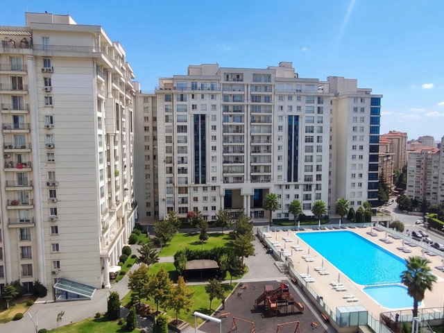 BEYLİKDÜZÜ SEMERKAND LINE’DA, 90 M² KİRALIK 1+1 FIRSAT DAİRESİ