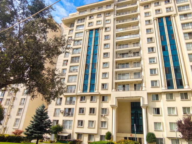 BEYLİKDÜZÜ SEMERKAND LINE’DA, 90 M² KİRALIK 1+1 FIRSAT DAİRESİ