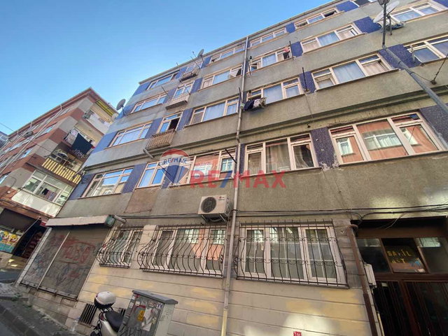 REMAX BEYAZ ŞİŞLİ’DE  FIRSAT SATILIK EŞYALI DAİRE