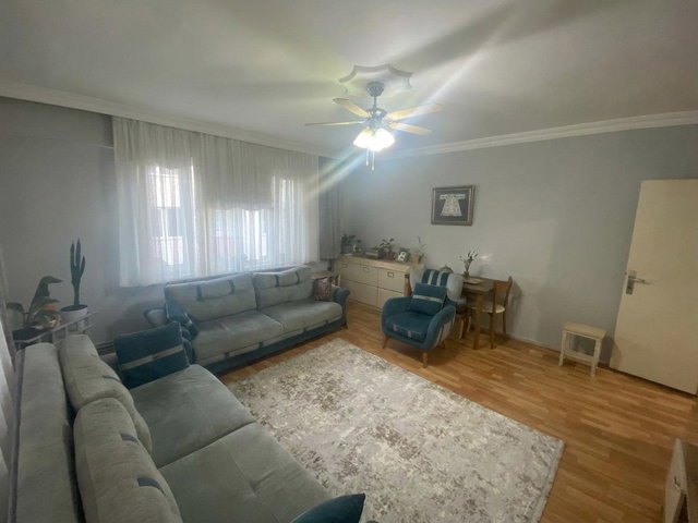 RE/MAX İNCİ'DEN ALTIEYLÜL BAHÇELİEVLER MAH'DE 3+1 SATILIK DAİRE