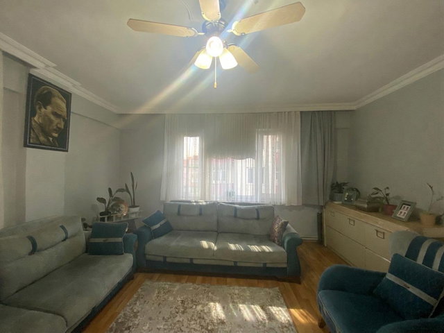 RE/MAX İNCİ'DEN ALTIEYLÜL BAHÇELİEVLER MAH'DE 3+1 SATILIK DAİRE