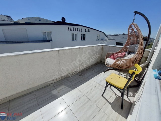 ÇAYIROVA ÖZGÜRLÜK MAHALLESİNDE KİRALIK 1+1 DAİRE