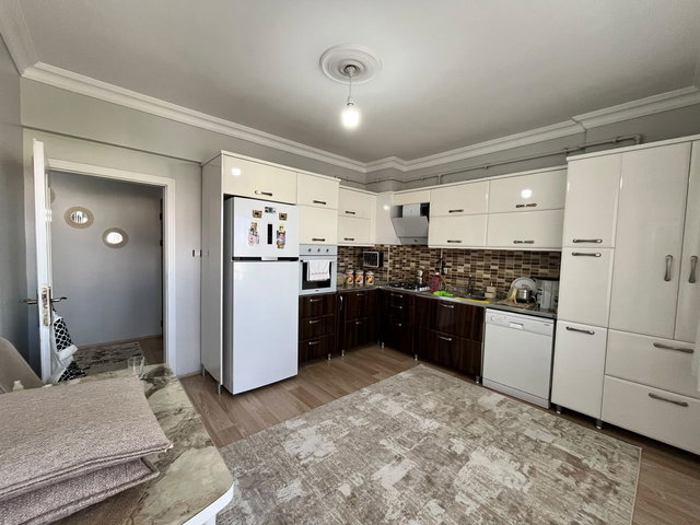 REMAX İLKE'DEN ŞÜKRÜPAŞA'DA 3+1 SATILIK DAİRE