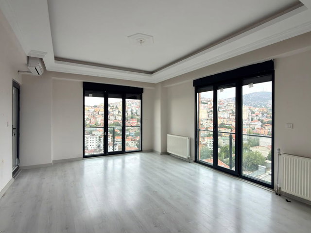 MALTEPE GÜNAYDIN RESİDENCE'DA DENİZ MANZARALI YENİ BİNADA  2+1