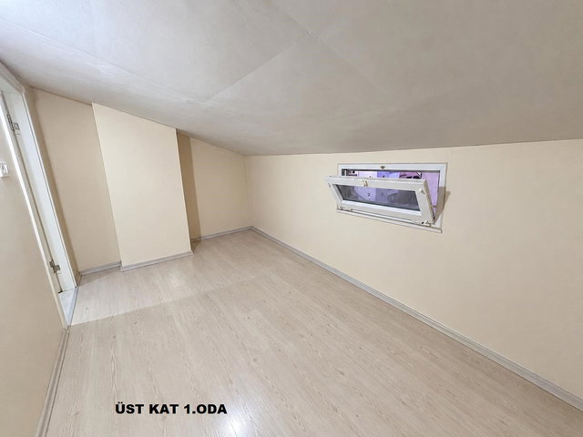 DERİNCE ÇENESUYU MAHALLESİNDE YENİLENMİŞ 5+1 SATILIK DAİRE