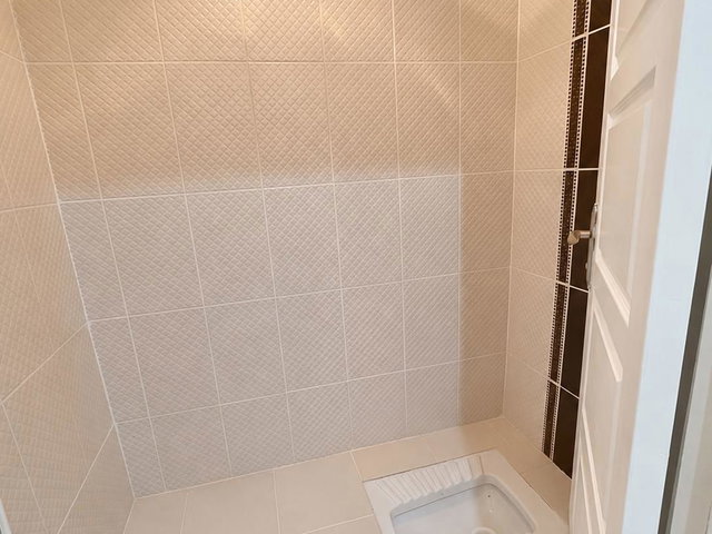 DERİNCE ÇENESUYU MAHALLESİNDE YENİLENMİŞ 5+1 SATILIK DAİRE